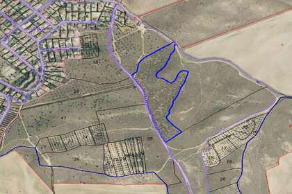 Plot for sale in Navas del Rey, Madrid. 
