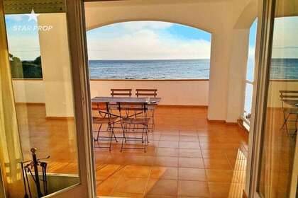 Flat for sale in Llançà, Girona. 