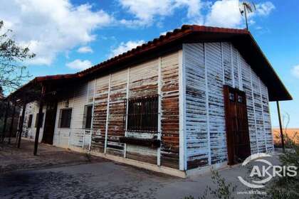 House for sale in Toledo. 