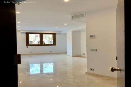 Flat for sale in Palma de Mallorca / Palma, Baleares (Illes Balears), Mallorca. 