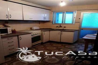 Flat for sale in Gandia, Valencia. 