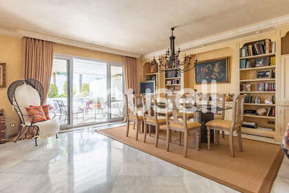 Flat for sale in Marbella, Málaga. 