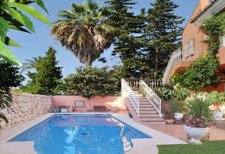 House for sale in Estepona, Málaga. 