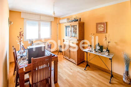 Flat for sale in León. 