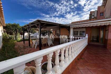 House for sale in Orihuela, Alicante. 