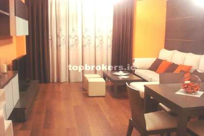 Flat for sale in Granada. 