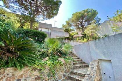 House for sale in Malgrat de Mar, Barcelona. 