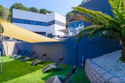 House for sale in Malgrat de Mar, Barcelona. 