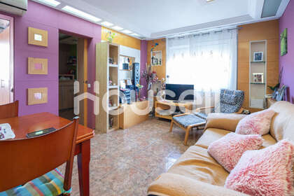 Flat for sale in Badalona, Barcelona. 