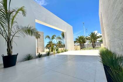House for sale in Adeje, Santa Cruz de Tenerife, Tenerife. 