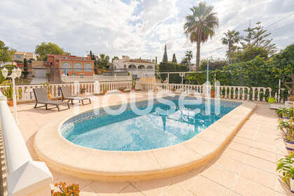 House for sale in Orihuela, Alicante. 