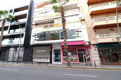Flat for sale in Torrevieja, Alicante. 