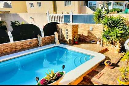 House for sale in Orihuela-Costa, Alicante. 