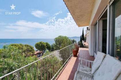 House for sale in Llançà, Girona. 