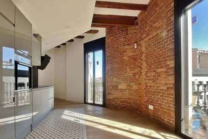 Penthouse for sale in Barcelona. 