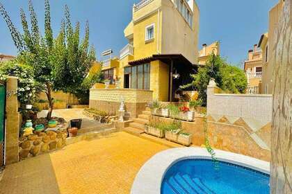 House for sale in Orihuela-Costa, Alicante. 