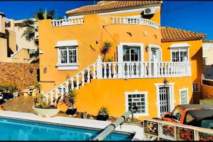House for sale in Orihuela-Costa, Alicante. 