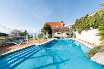 House for sale in Vigo, Pontevedra. 