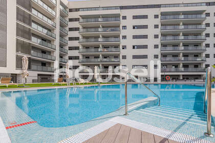 Flat for sale in Sevilla. 