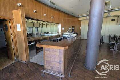 Commercial premise for sale in Toledo. 