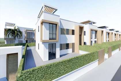 House for sale in Orihuela-Costa, Alicante. 
