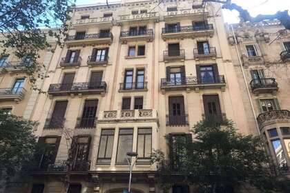 Commercial premise for sale in Barcelona. 