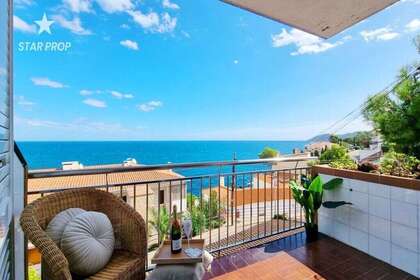 Flat for sale in Llançà, Girona. 