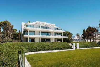 Apartment for sale in Estepona, Málaga. 