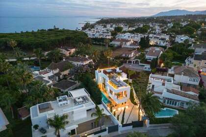 House for sale in Marbella, Málaga. 