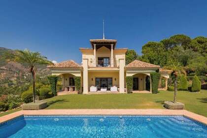 House for sale in Benahavís, Málaga. 