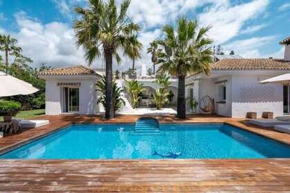 House for sale in Marbella, Málaga. 