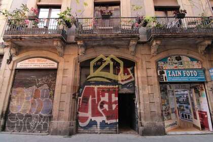 Commercial premise for sale in Barcelona. 