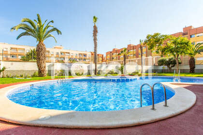 Flat for sale in Torrevieja, Alicante. 
