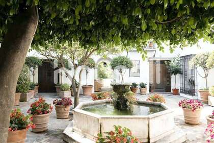 House for sale in Marbella, Málaga. 
