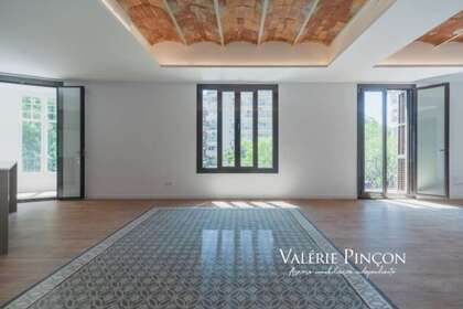 Apartment for sale in Barcelona. 