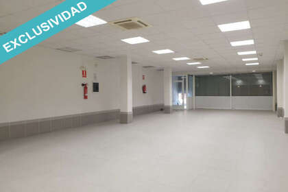 Commercial premise for sale in Toledo. 