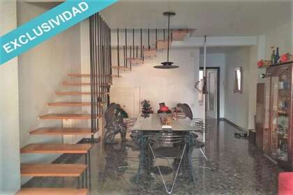 House for sale in Yecla, Murcia. 