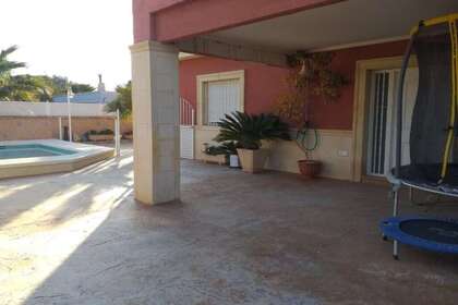 Country house for sale in Yecla, Murcia. 