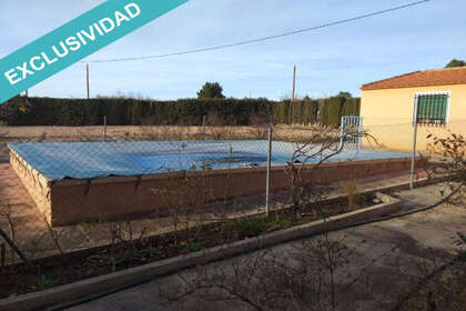 Country house for sale in Yecla, Murcia. 