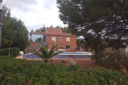 Country house for sale in Yecla, Murcia. 