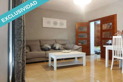 Apartment for sale in Mancha Real, Jaén. 