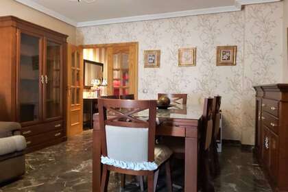 Apartment for sale in Mancha Real, Jaén. 