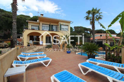 House for sale in Malgrat de Mar, Barcelona. 