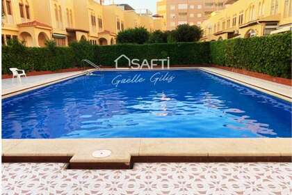 Cluster house for sale in Torrevieja, Alicante. 