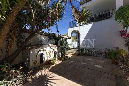 House for sale in Estepona, Málaga. 