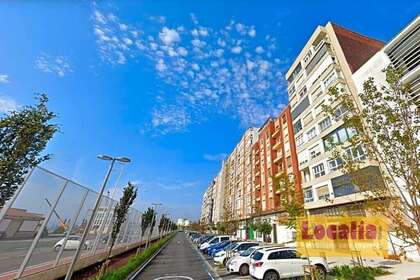 Commercial premise for sale in Santander, Cantabria. 