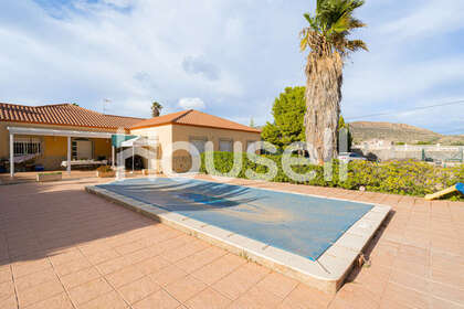 House for sale in Alicante/Alacant. 