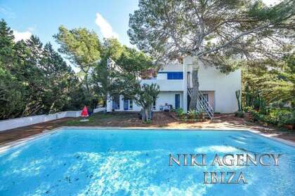 House for sale in San José / Sant Josep de Sa Talaia, Baleares (Illes Balears), Ibiza. 