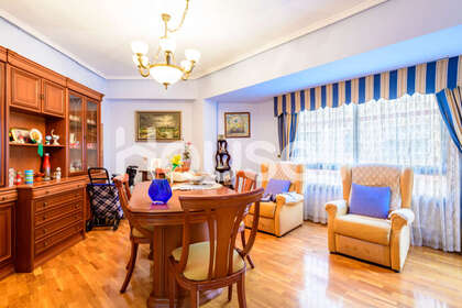 Flat for sale in Castellón de la Plana/Castelló de la Plana. 