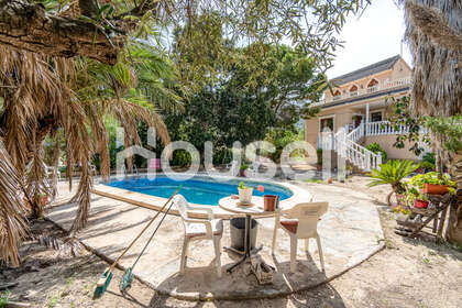 House for sale in Orihuela, Alicante. 